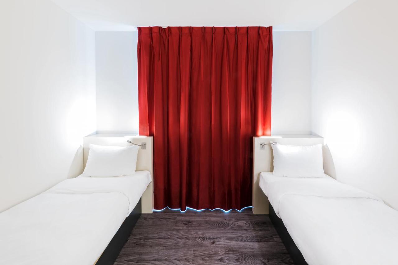 B&B Hotel Zuerich Airport Рюмланг Экстерьер фото